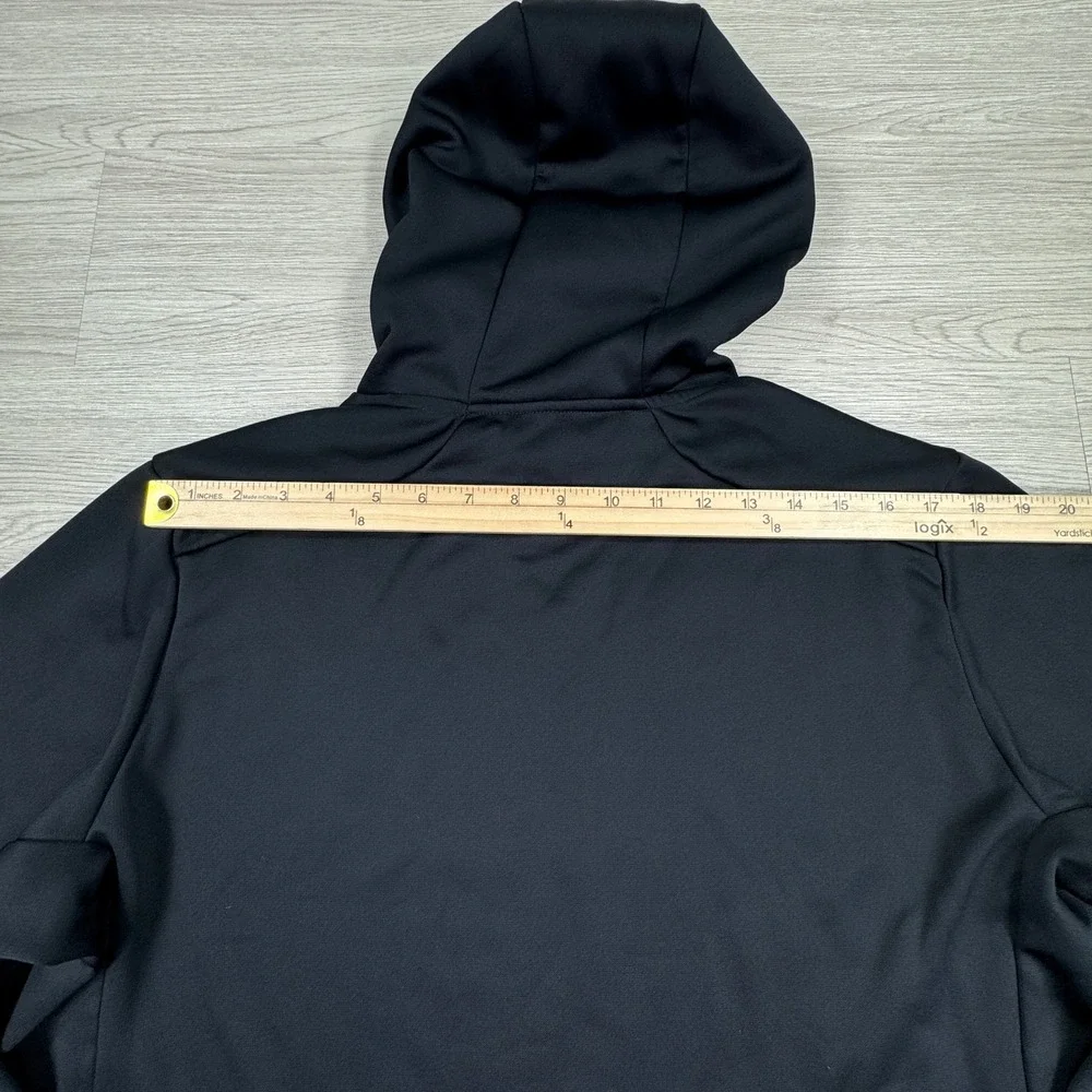 Nike *orders ship